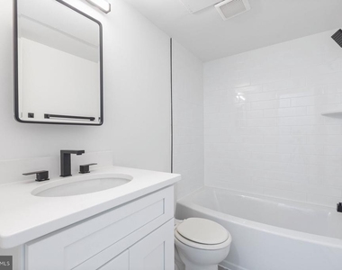 207 S Patrick Street - Photo Thumbnail 8