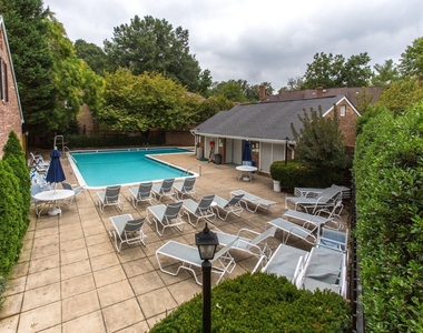 2428 S Walter Reed Drive - Photo Thumbnail 28