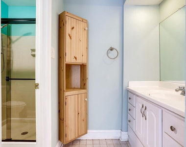 2428 S Walter Reed Drive - Photo Thumbnail 20