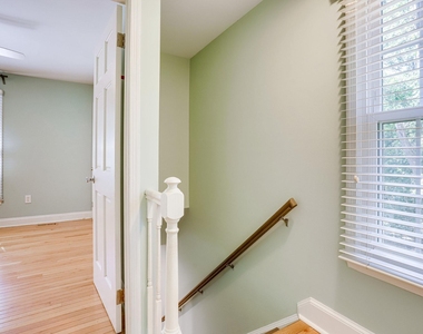 2428 S Walter Reed Drive - Photo Thumbnail 11