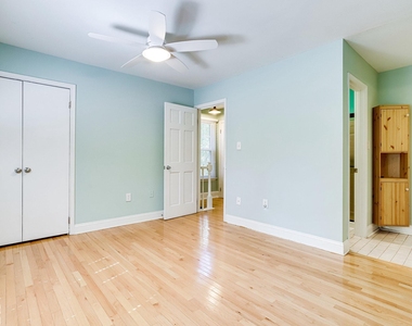 2428 S Walter Reed Drive - Photo Thumbnail 19
