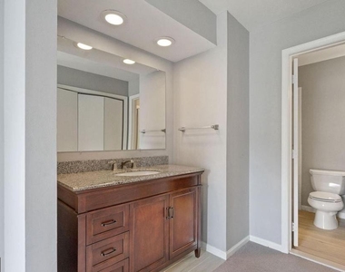 2522 S Arlington Mill Drive - Photo Thumbnail 24