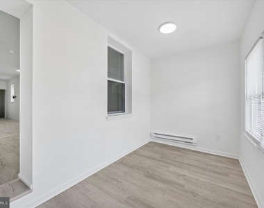 248 N Alden Street - Photo Thumbnail 1