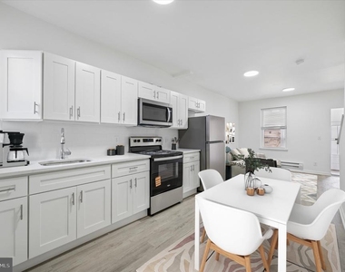 248 N Alden Street - Photo Thumbnail 16