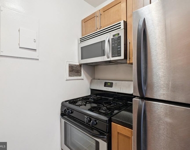 200 Locust Street - Photo Thumbnail 7