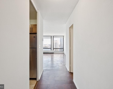 200 Locust Street - Photo Thumbnail 1