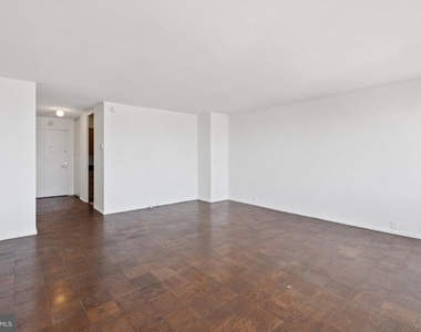 200 Locust Street - Photo Thumbnail 5