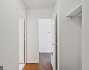 200 Locust Street - Photo Thumbnail 10