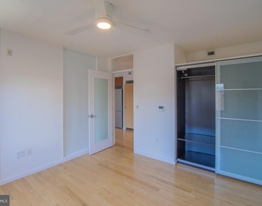 152 W Laurel Street - Photo Thumbnail 17