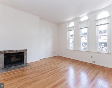 2032 Walnut Street - Photo Thumbnail 8
