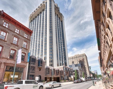 2032 Walnut Street - Photo Thumbnail 31