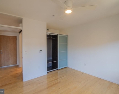 152 W Laurel Street - Photo Thumbnail 18