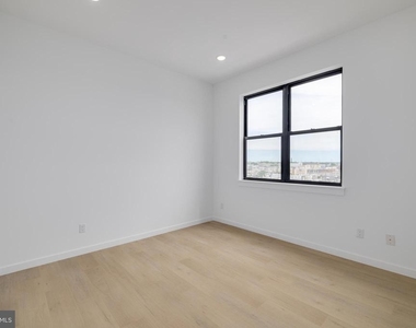 3211 Cedar Street - Photo Thumbnail 3