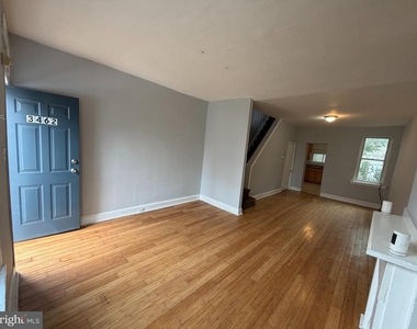 3462 N Lee Street - Photo Thumbnail 1