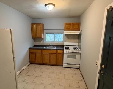 3462 N Lee Street - Photo Thumbnail 8