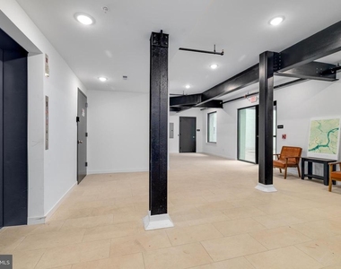 3211 Cedar Street - Photo Thumbnail 7
