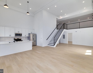 3211 Cedar Street - Photo Thumbnail 1