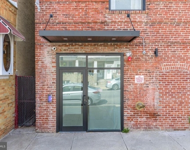 3211 Cedar Street - Photo Thumbnail 14