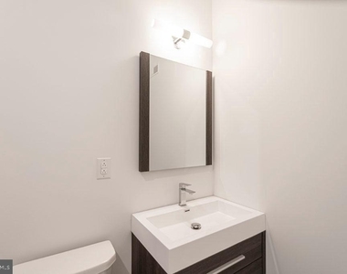 2623 Christian Street - Photo Thumbnail 11