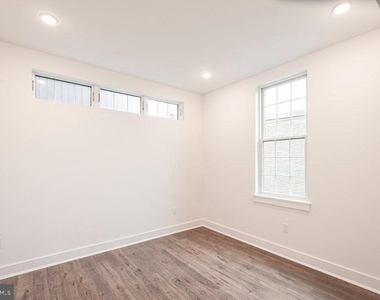 2623 Christian Street - Photo Thumbnail 7