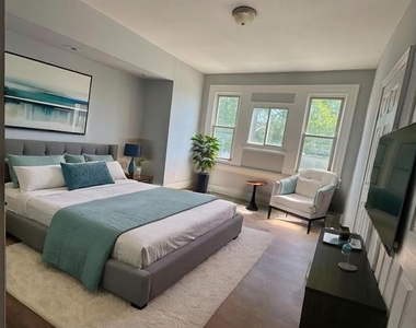 5313 Willows Avenue - Photo Thumbnail 11