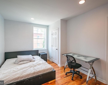 1116 Pine Street - Photo Thumbnail 6