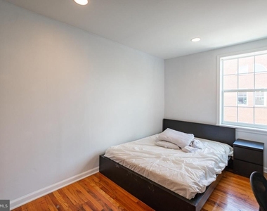 1116 Pine Street - Photo Thumbnail 7