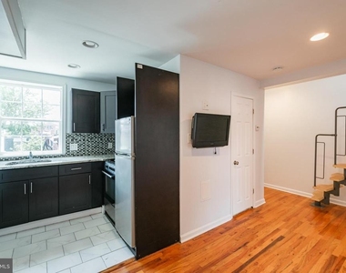 1116 Pine Street - Photo Thumbnail 3