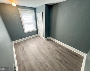 2640 S Robinson Street - Photo Thumbnail 8