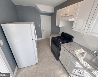 2640 S Robinson Street - Photo Thumbnail 1