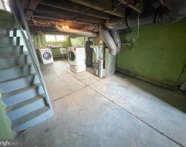 2640 S Robinson Street - Photo Thumbnail 13
