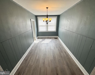 2640 S Robinson Street - Photo Thumbnail 4