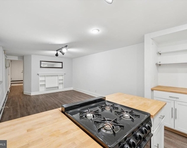 240 S 13th Street - Photo Thumbnail 6