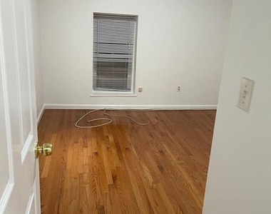 1715 South Street - Photo Thumbnail 7
