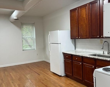 1715 South Street - Photo Thumbnail 3