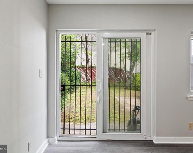 1221 Kater Street - Photo Thumbnail 12
