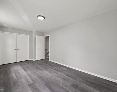 1221 Kater Street - Photo Thumbnail 25