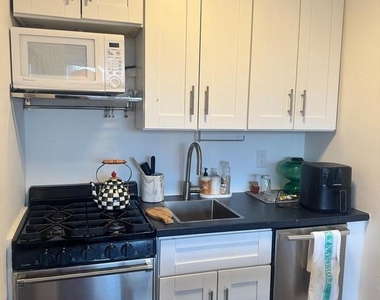 1806 Rittenhouse Square - Photo Thumbnail 4