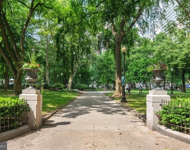 1806 Rittenhouse Square - Photo Thumbnail 17