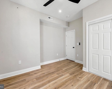 5853 Cedar Avenue - Photo Thumbnail 9