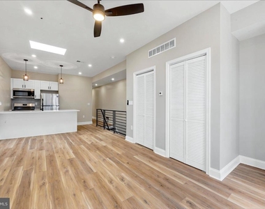 5853 Cedar Avenue - Photo Thumbnail 5