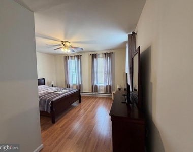 7103 Rising Sun Avenue - Photo Thumbnail 8