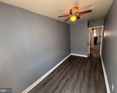 2420 Cedar Lane - Photo Thumbnail 4