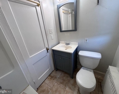2420 Cedar Lane - Photo Thumbnail 8