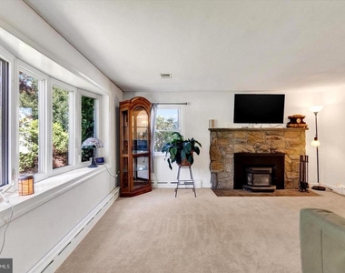 1217 Caln Meetinghouse Road - Photo Thumbnail 4