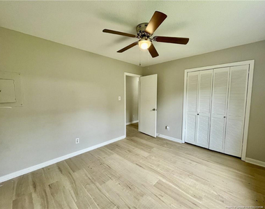 6732 Vaughn Road - Photo Thumbnail 18