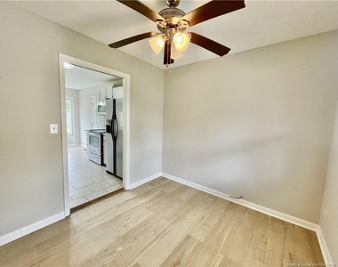 6732 Vaughn Road - Photo Thumbnail 2