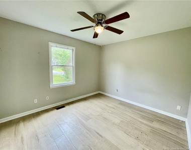 6732 Vaughn Road - Photo Thumbnail 17
