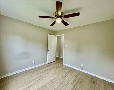6732 Vaughn Road - Photo Thumbnail 13