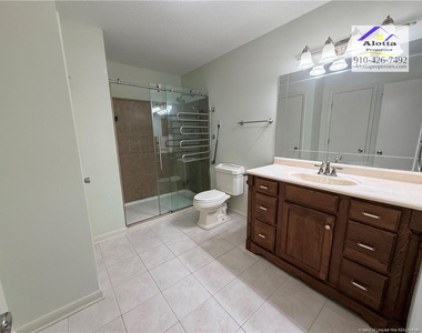 5004 Cardinal Circle - Photo Thumbnail 12